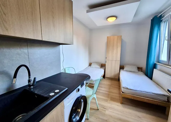 Leszczynki V * Gdynia